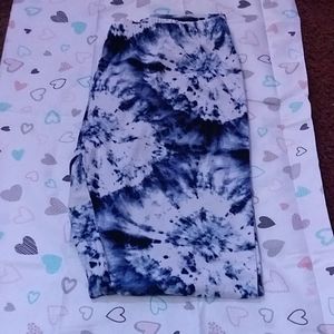 XXL blue & white leggings with soft material